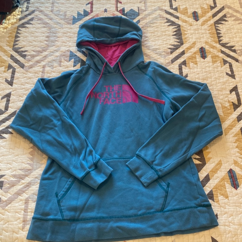 Women’s The North Face Hoodie size XL